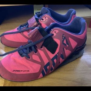 Women’s size 9 squat shoes